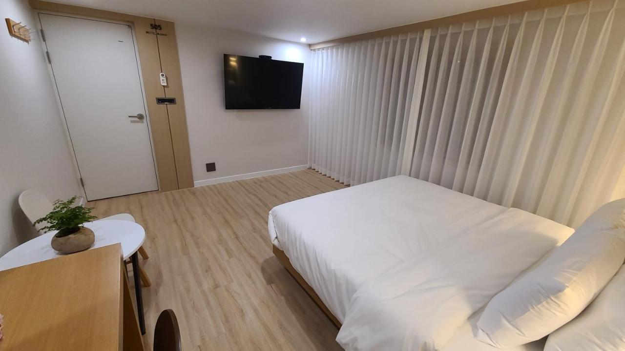 Hotel Andrest Пусан Екстер'єр фото